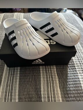 Adidas Adilette Clog Slides (Unisex)